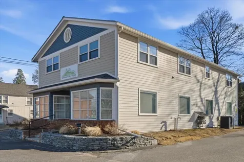 938-950 Shelburne Road South Burlington VT 05403
