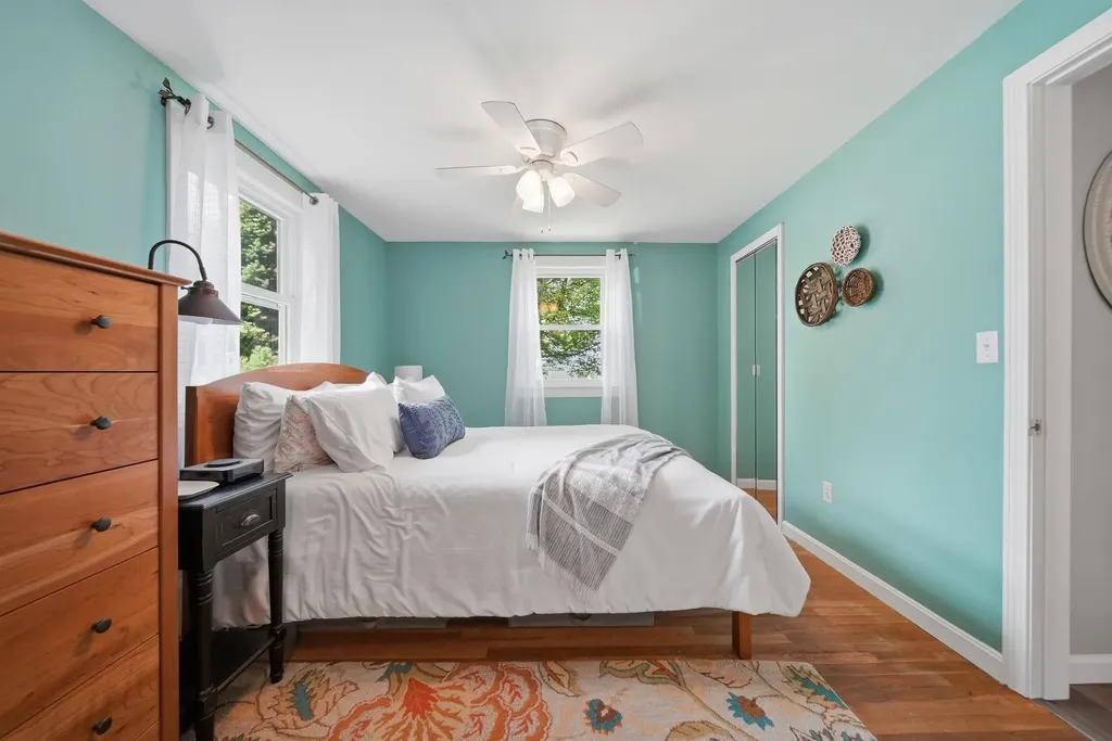 76 Granite Street Hooksett NH 03106