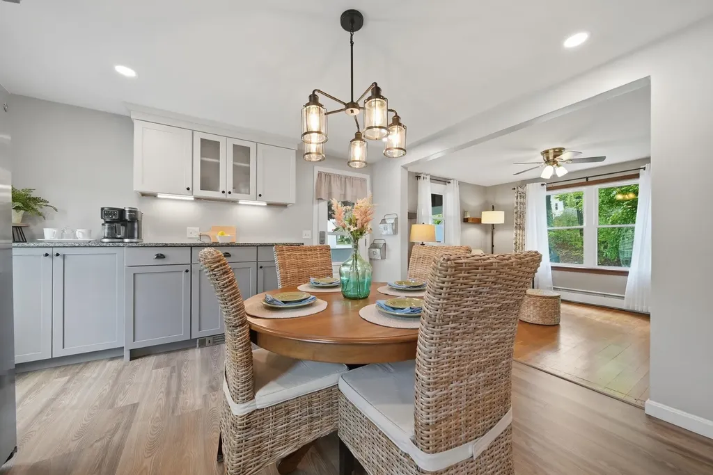 76 Granite Street Hooksett NH 03106