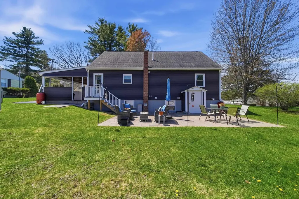 76 Granite Street Hooksett NH 03106