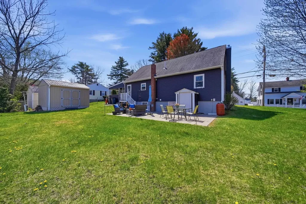 76 Granite Street Hooksett NH 03106