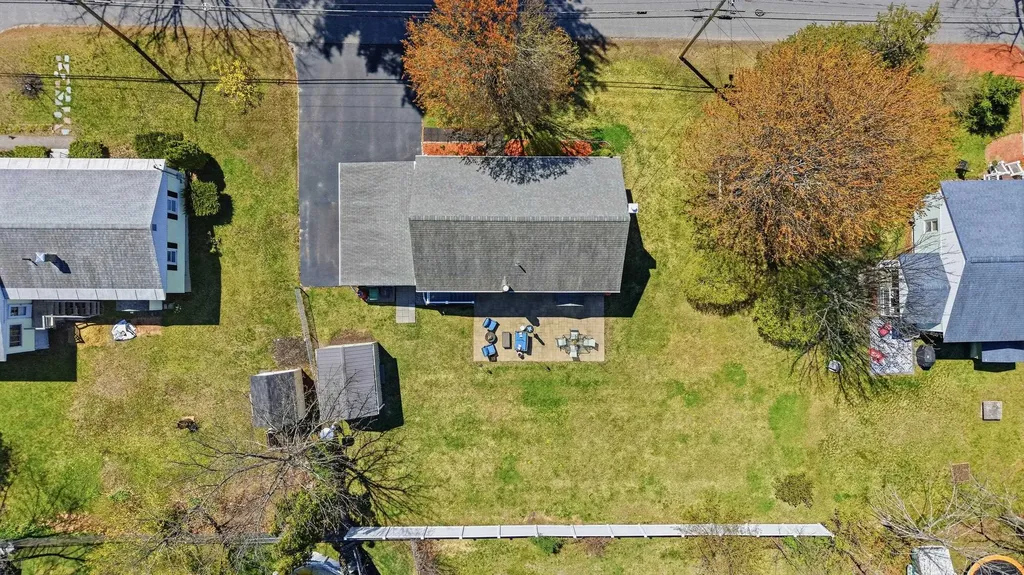 76 Granite Street Hooksett NH 03106