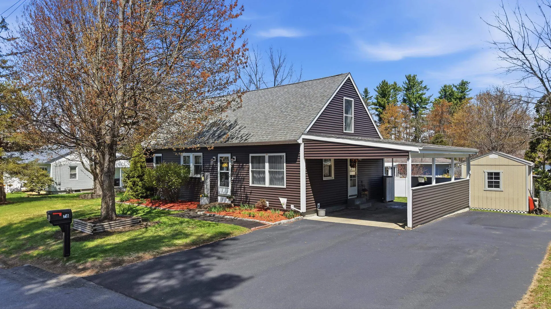 76 Granite Street Hooksett NH 03106