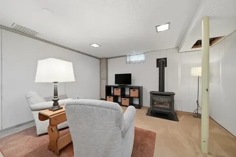 76 Granite Street Hooksett NH 03106
