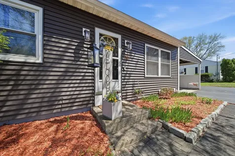 76 Granite Street Hooksett NH 03106