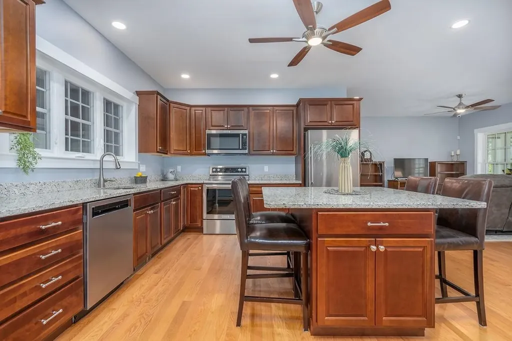 28 Catamount Road Northwood NH 03261