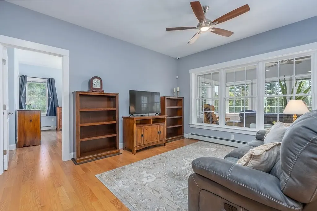 28 Catamount Road Northwood NH 03261