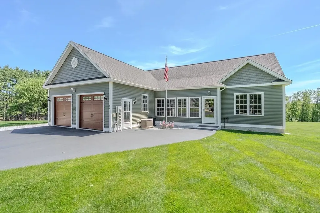 28 Catamount Road Northwood NH 03261