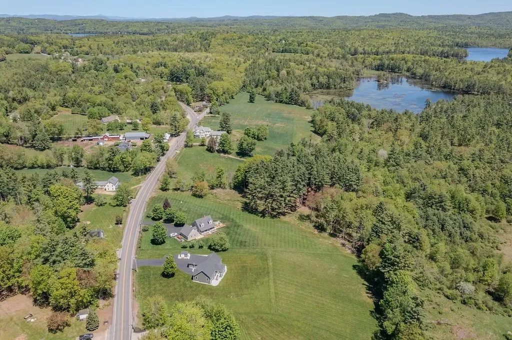 28 Catamount Road Northwood NH 03261