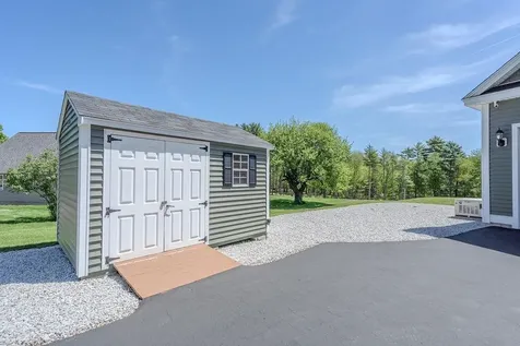 28 Catamount Road Northwood NH 03261