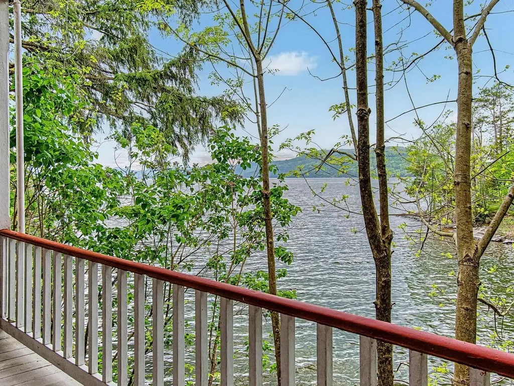 526 Flat Rock Road Charlotte VT 05445