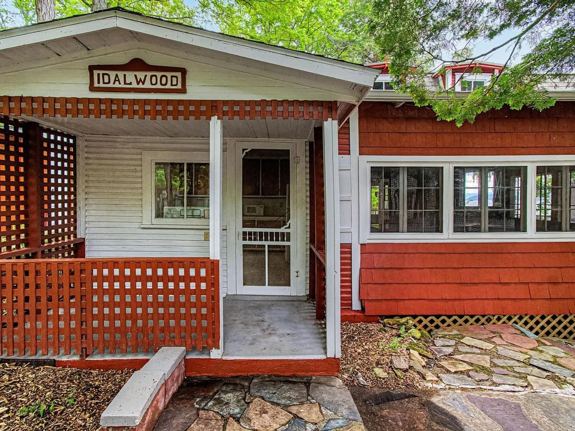 526 Flat Rock Road Charlotte VT 05445