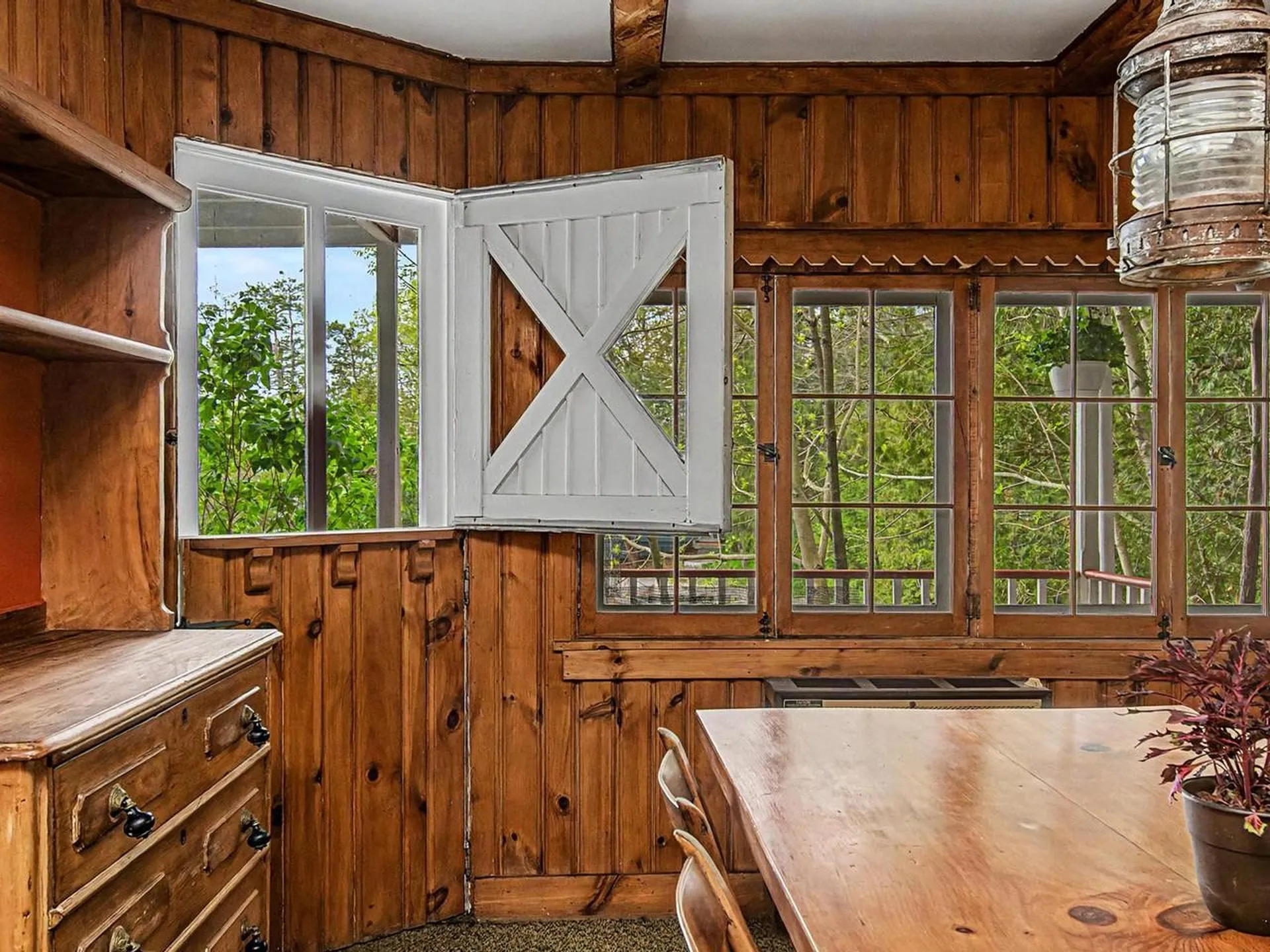 526 Flat Rock Road Charlotte VT 05445