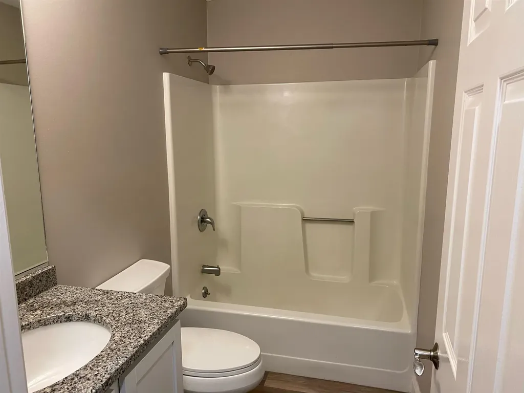10 Barrington Avenue Nashua NH 03062