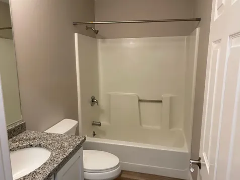 10 Barrington Avenue Nashua NH 03062
