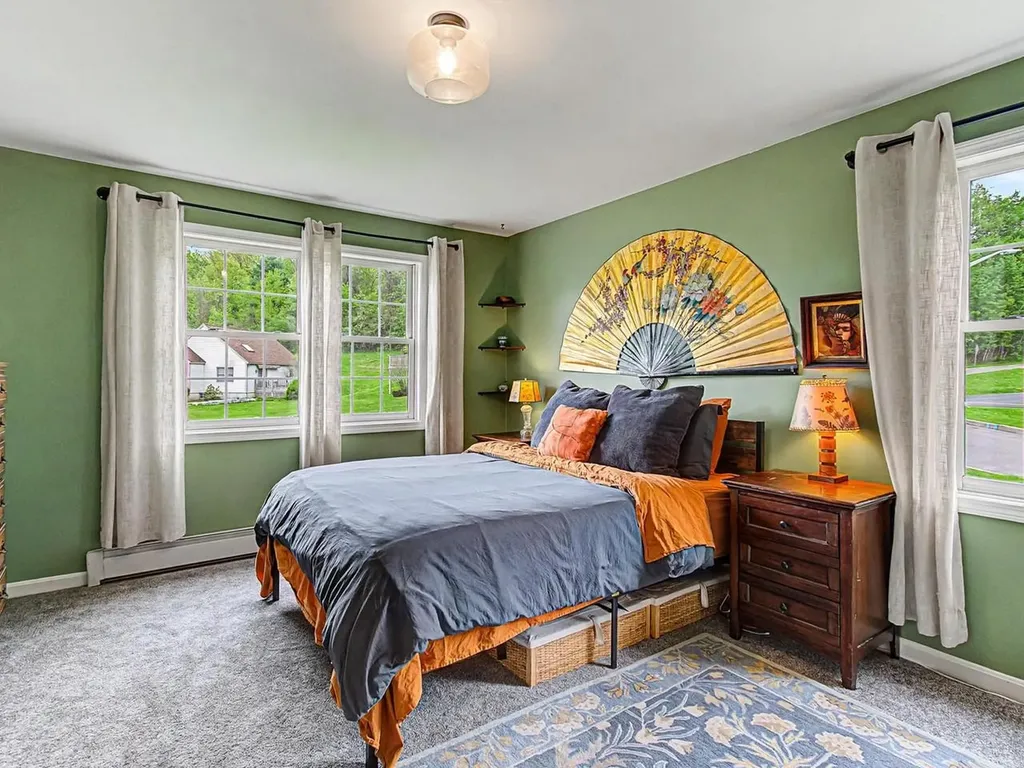 9 White Lilac Way Colchester VT 05446