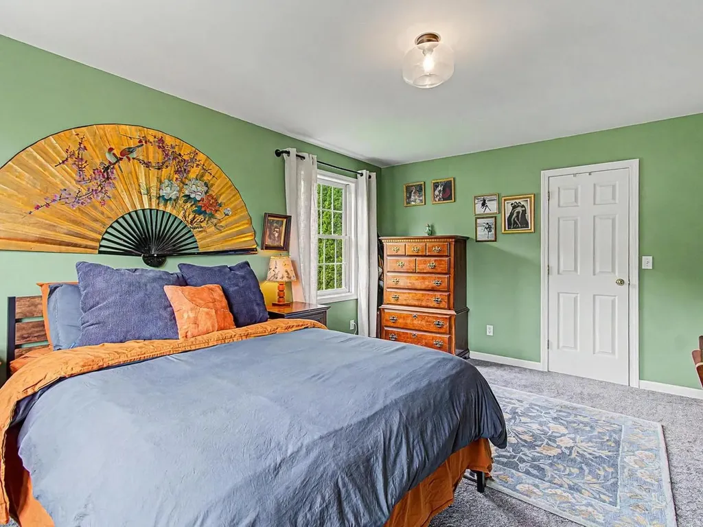 9 White Lilac Way Colchester VT 05446