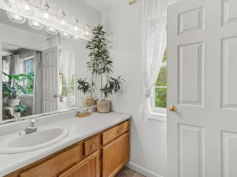 9 White Lilac Way Colchester VT 05446