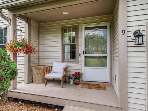 9 White Lilac Way Colchester VT 05446