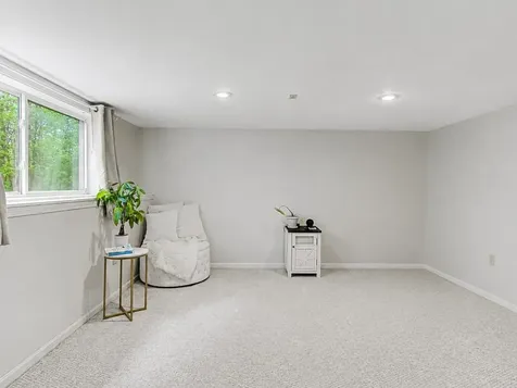 9 White Lilac Way Colchester VT 05446