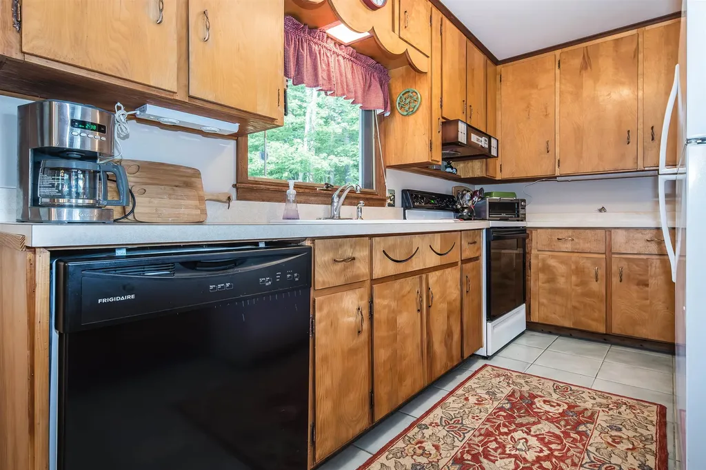 277 Duboff Lane Hubbardton VT 05733