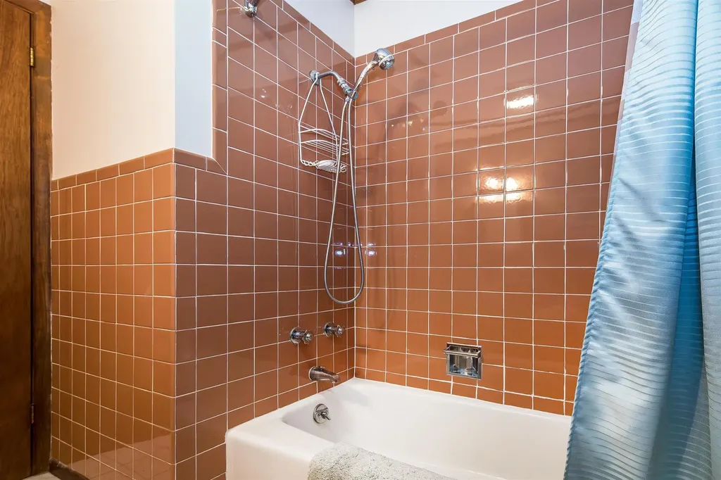 277 Duboff Lane Hubbardton VT 05733
