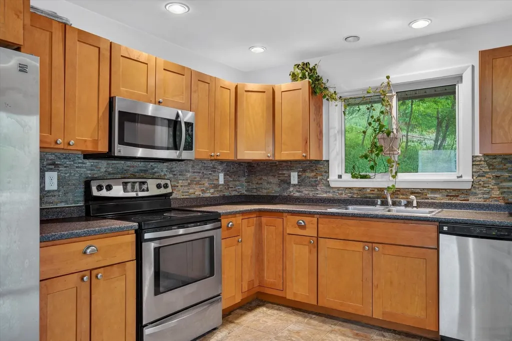 7 Wendell Place Barre City VT 05641