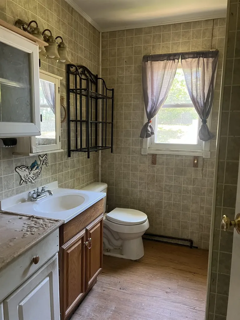 85 Weston Road Manchester NH 03103