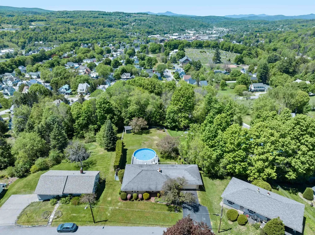 32 Waterman Street Barre City VT 05641