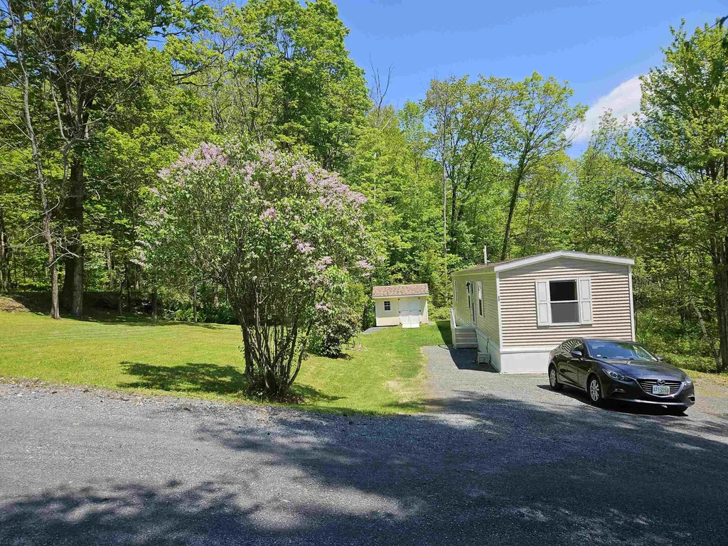 20 Meriden Mobile Court Drive Plainfield NH 03781