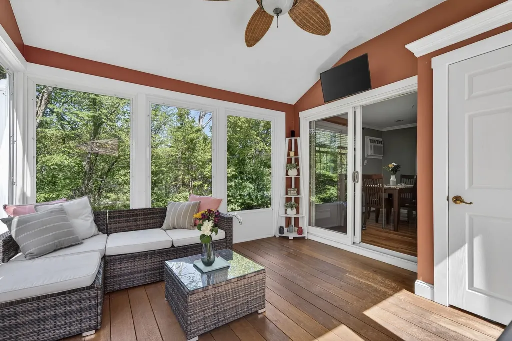 123 Brady Avenue Salem NH 03079