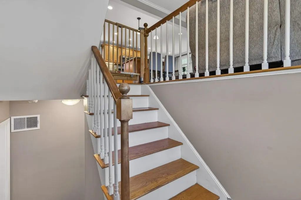123 Brady Avenue Salem NH 03079