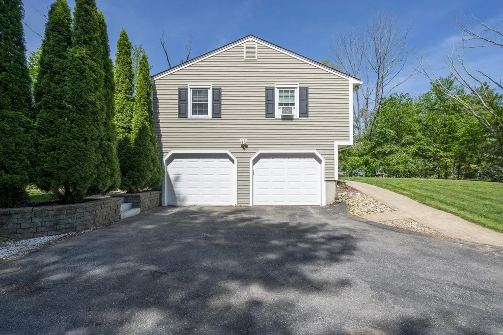 123 Brady Avenue Salem NH 03079