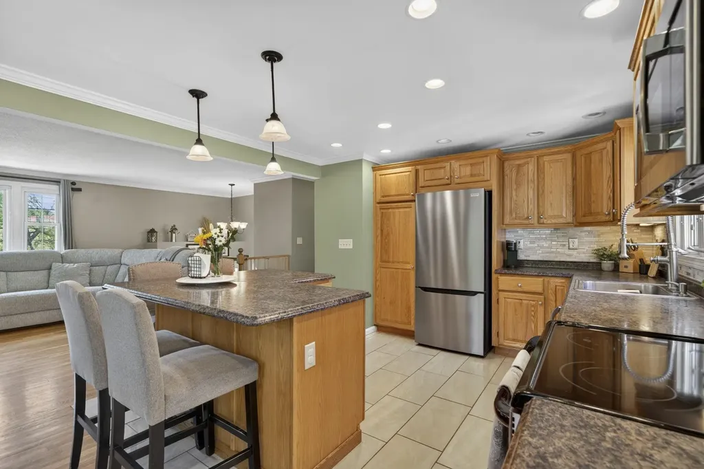 123 Brady Avenue Salem NH 03079