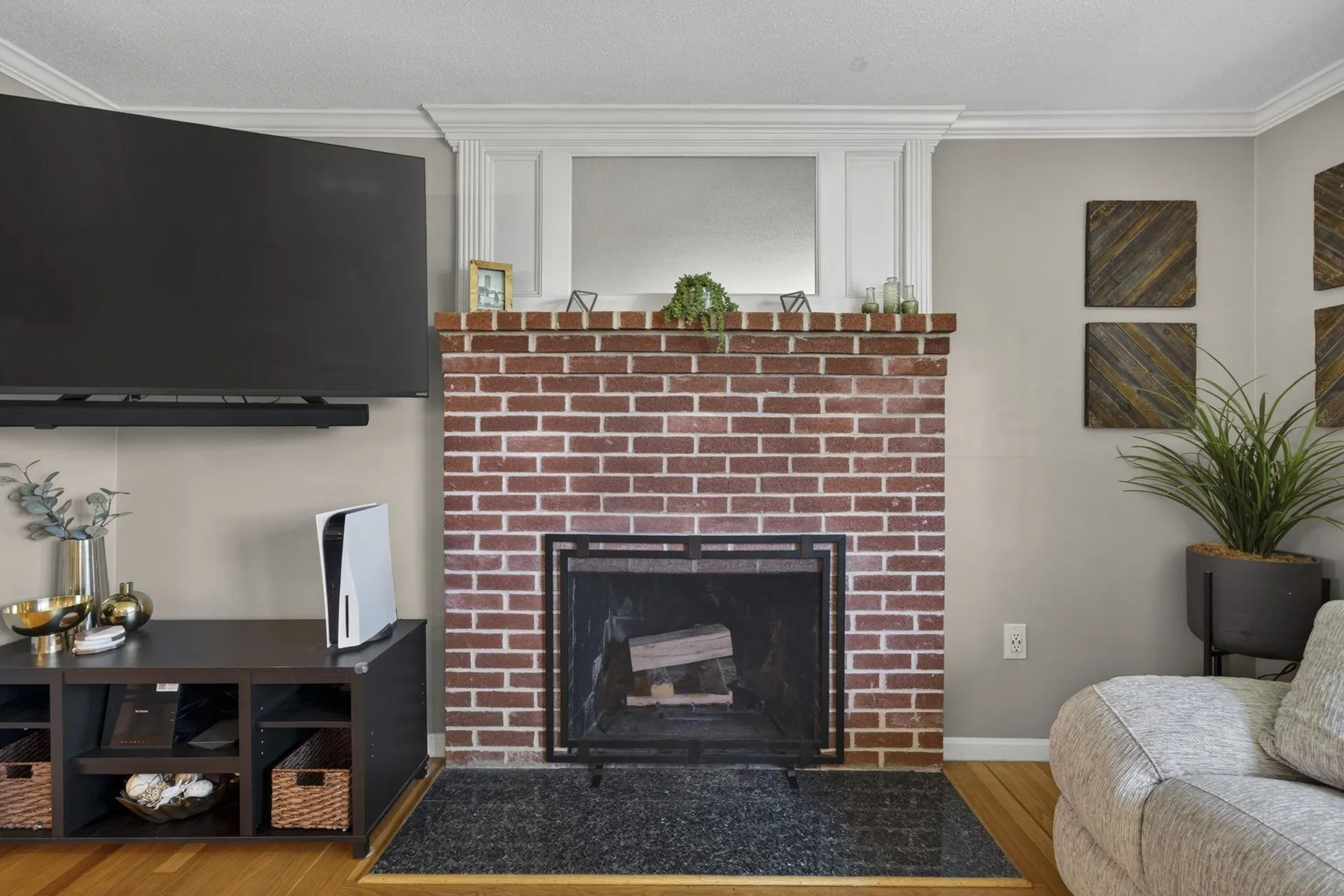 123 Brady Avenue Salem NH 03079