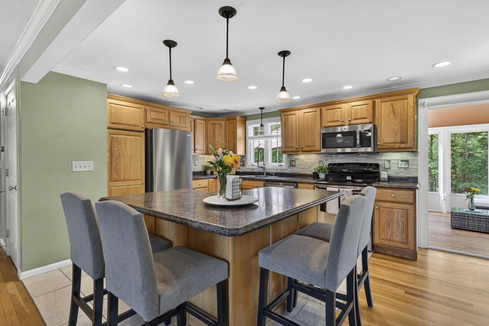 123 Brady Avenue Salem NH 03079