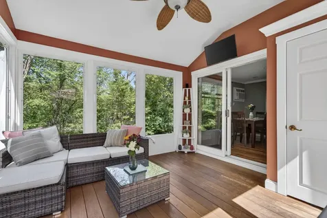 123 Brady Avenue Salem NH 03079