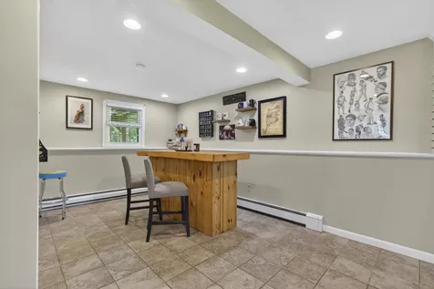 123 Brady Avenue Salem NH 03079