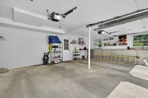 123 Brady Avenue Salem NH 03079