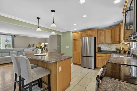 123 Brady Avenue Salem NH 03079