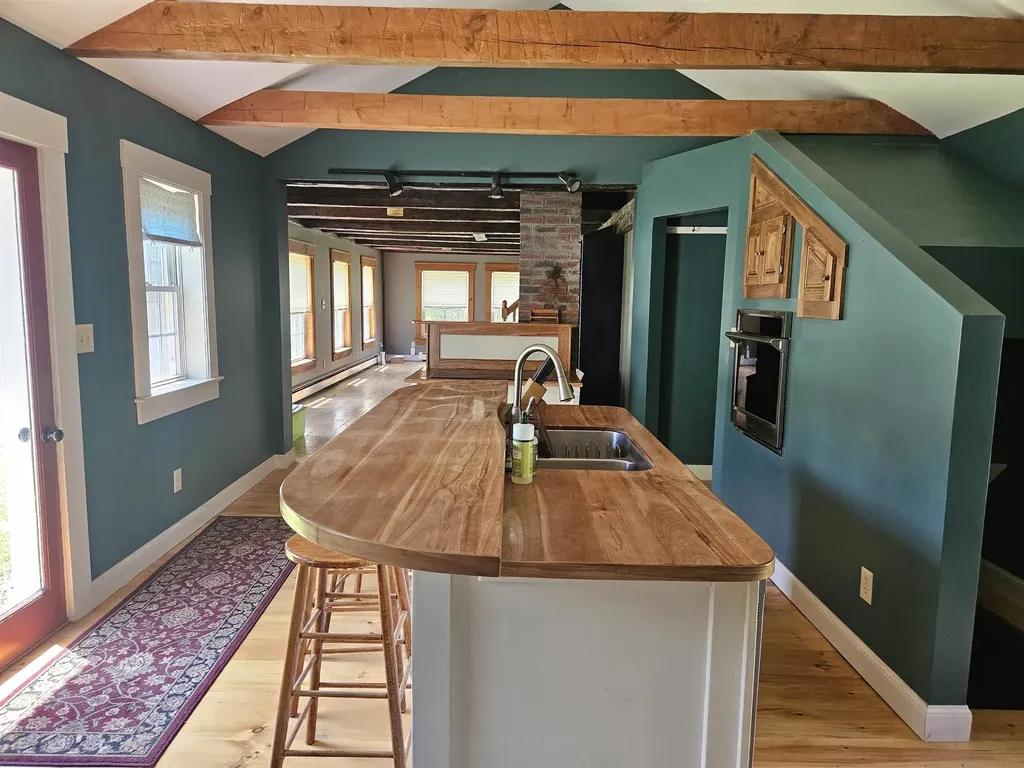 2199 North Littleton Road Littleton NH 03561