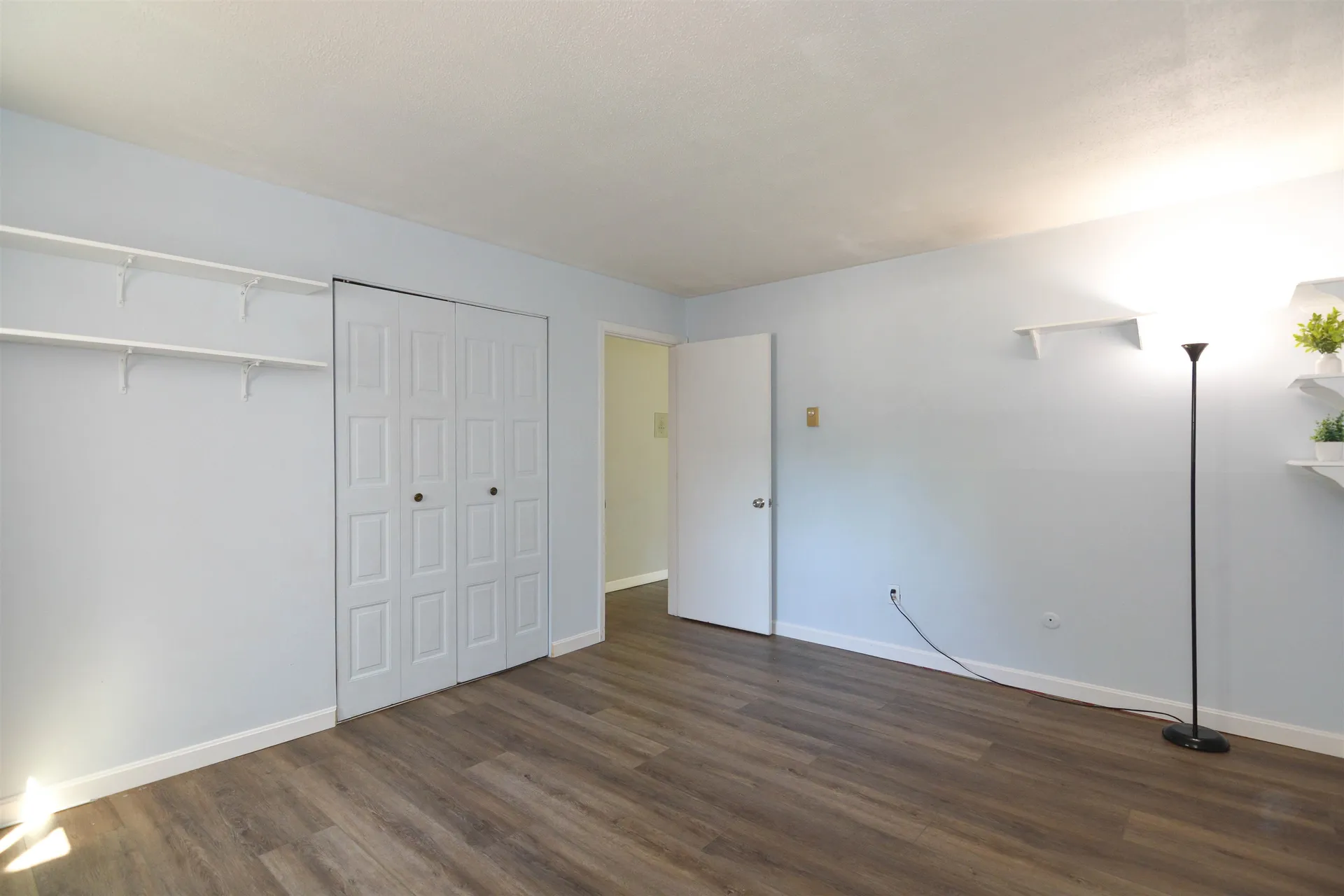 189 N. Capitol Hill Drive Londonderry NH 03053