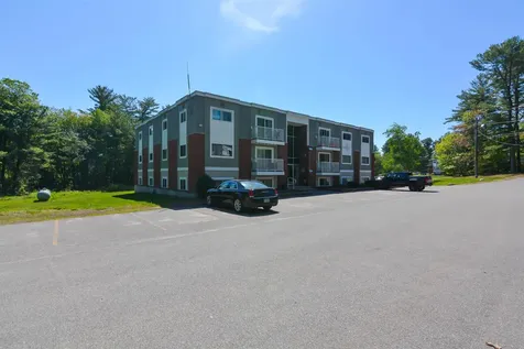 189 N. Capitol Hill Drive Londonderry NH 03053