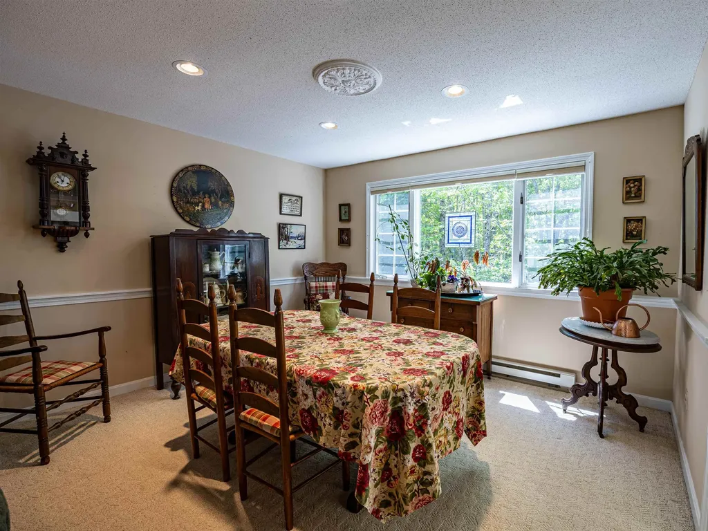 144 Hilltop Place New London NH 03257