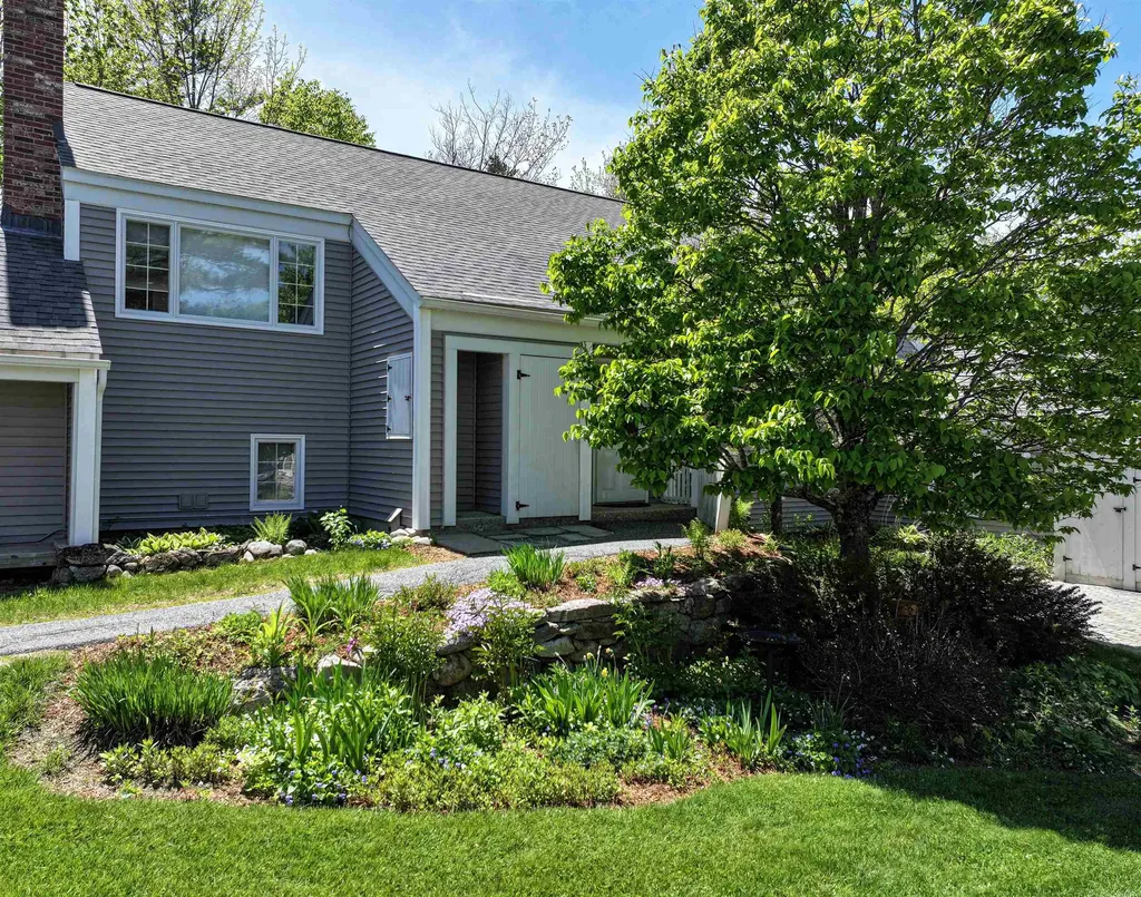 144 Hilltop Place New London NH 03257