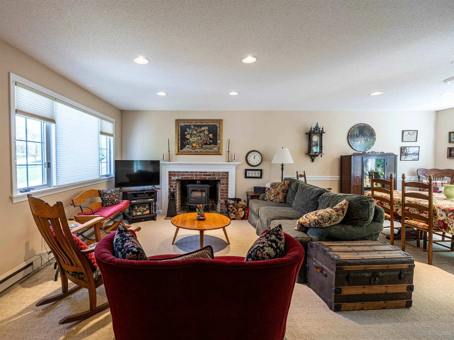 144 Hilltop Place New London NH 03257