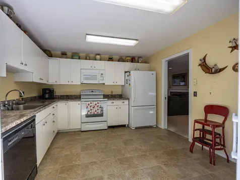 144 Hilltop Place New London NH 03257