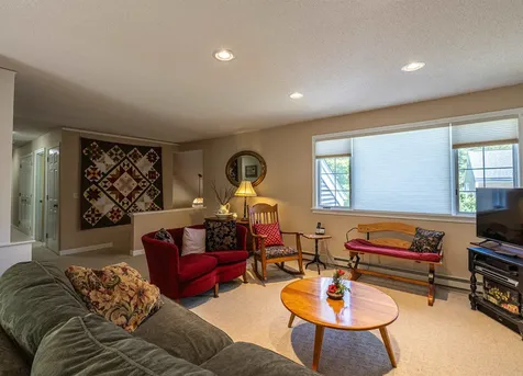 144 Hilltop Place New London NH 03257