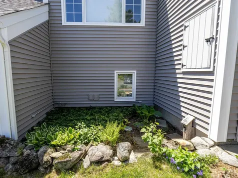 144 Hilltop Place New London NH 03257