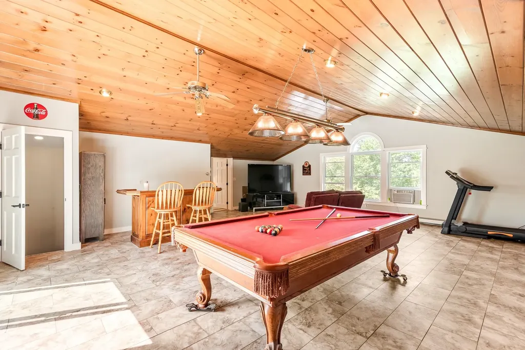 222 Littleworth Road Madbury NH 03823